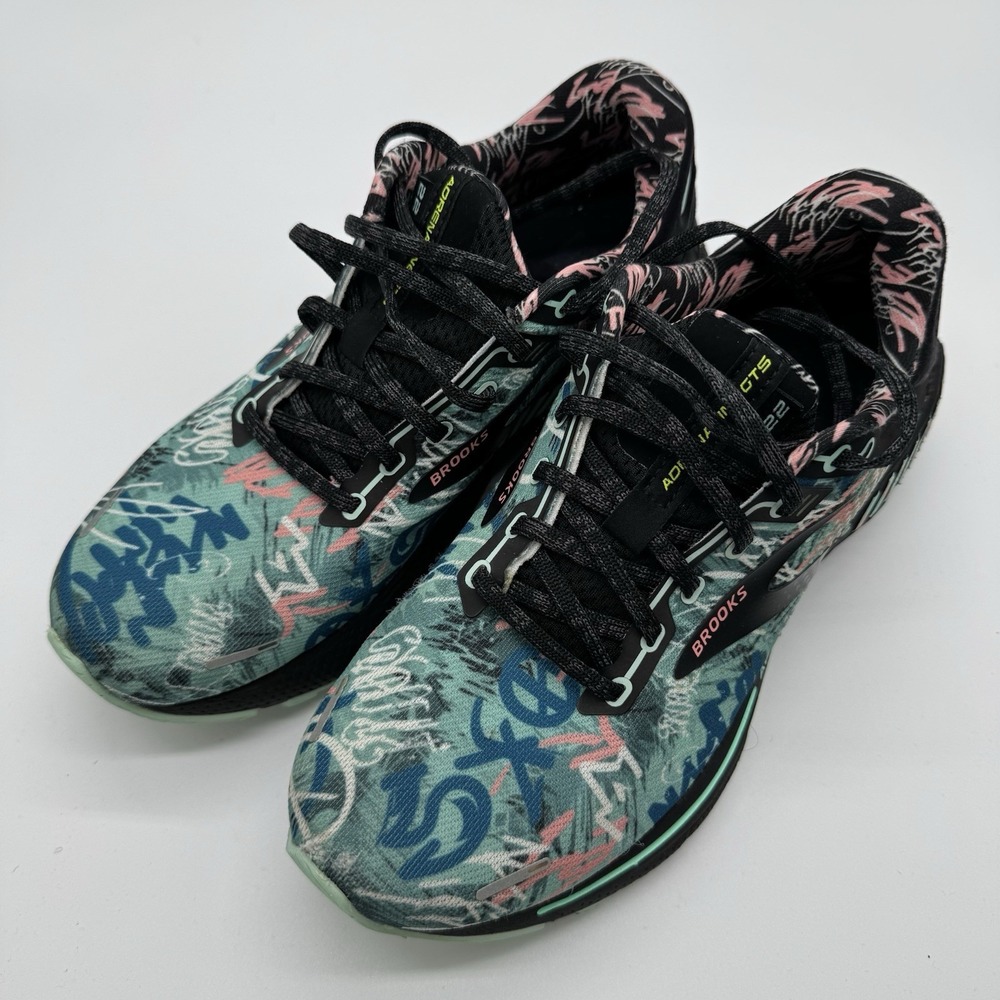 Brooks Adrenaline GTS 22 Women's Size 9 Medium B Running Shoes Floral Green